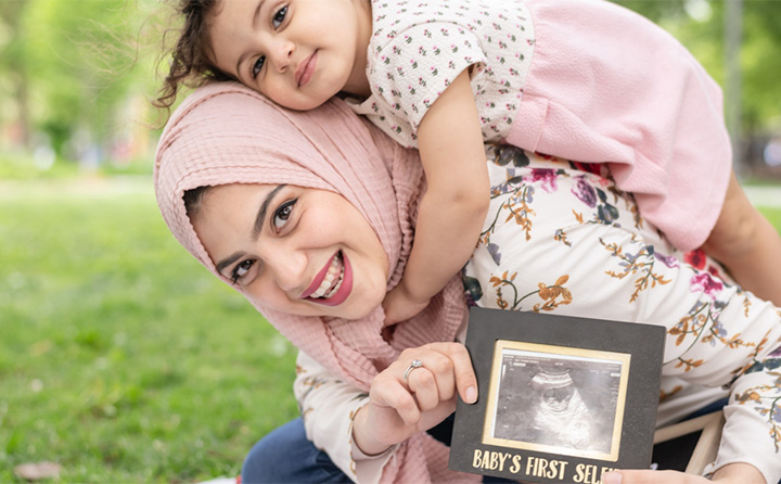 اطلاع بارداری به اقوام