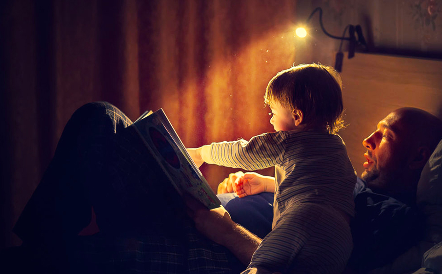 the-benefits-of-childrens-bedtime-stories-2
