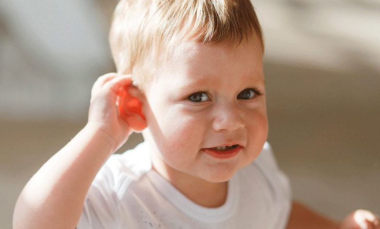 چگونه به رشد شنوایی نوزاد کمک کنید؟